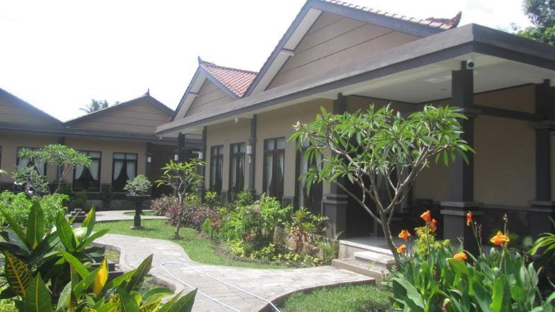 Doubleyou Homestay Pemuteran Luaran gambar