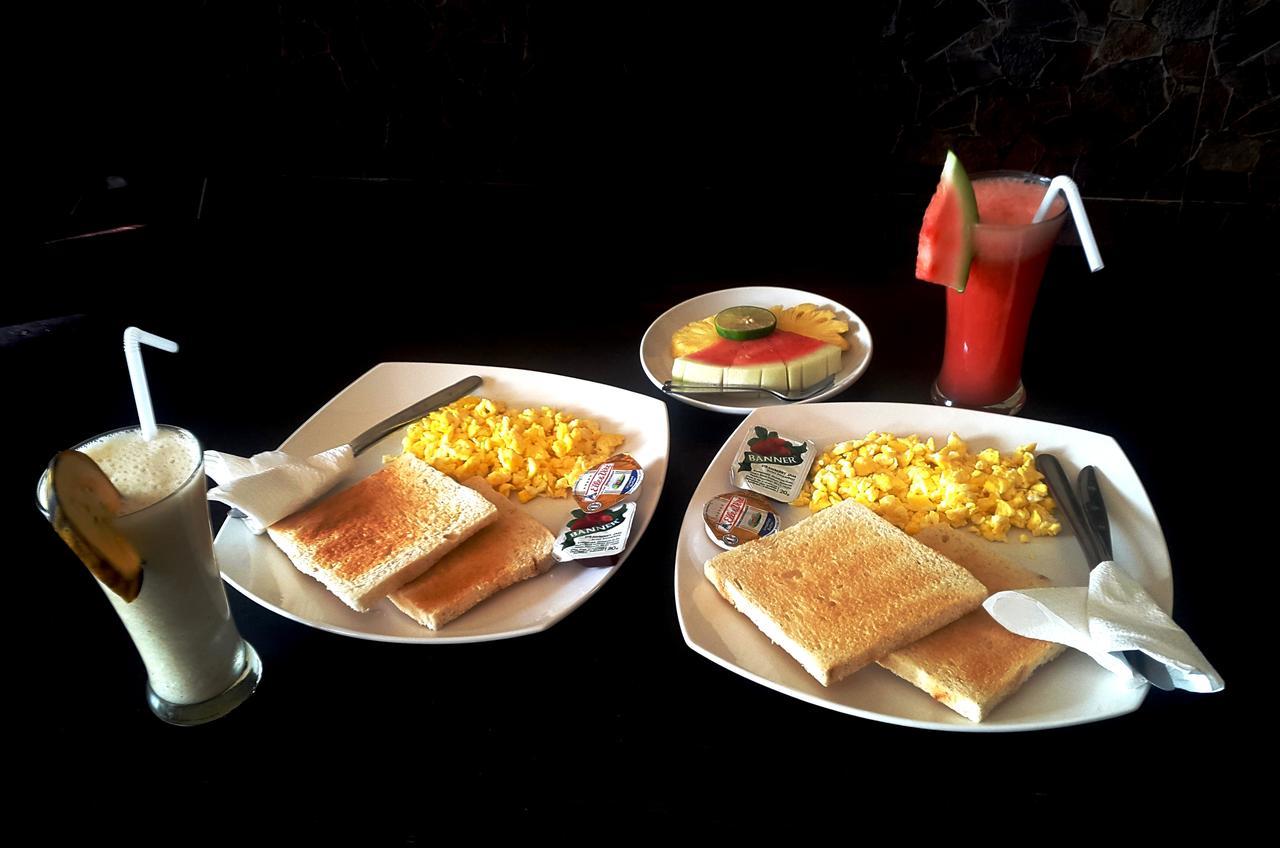 Doubleyou Homestay Pemuteran Luaran gambar