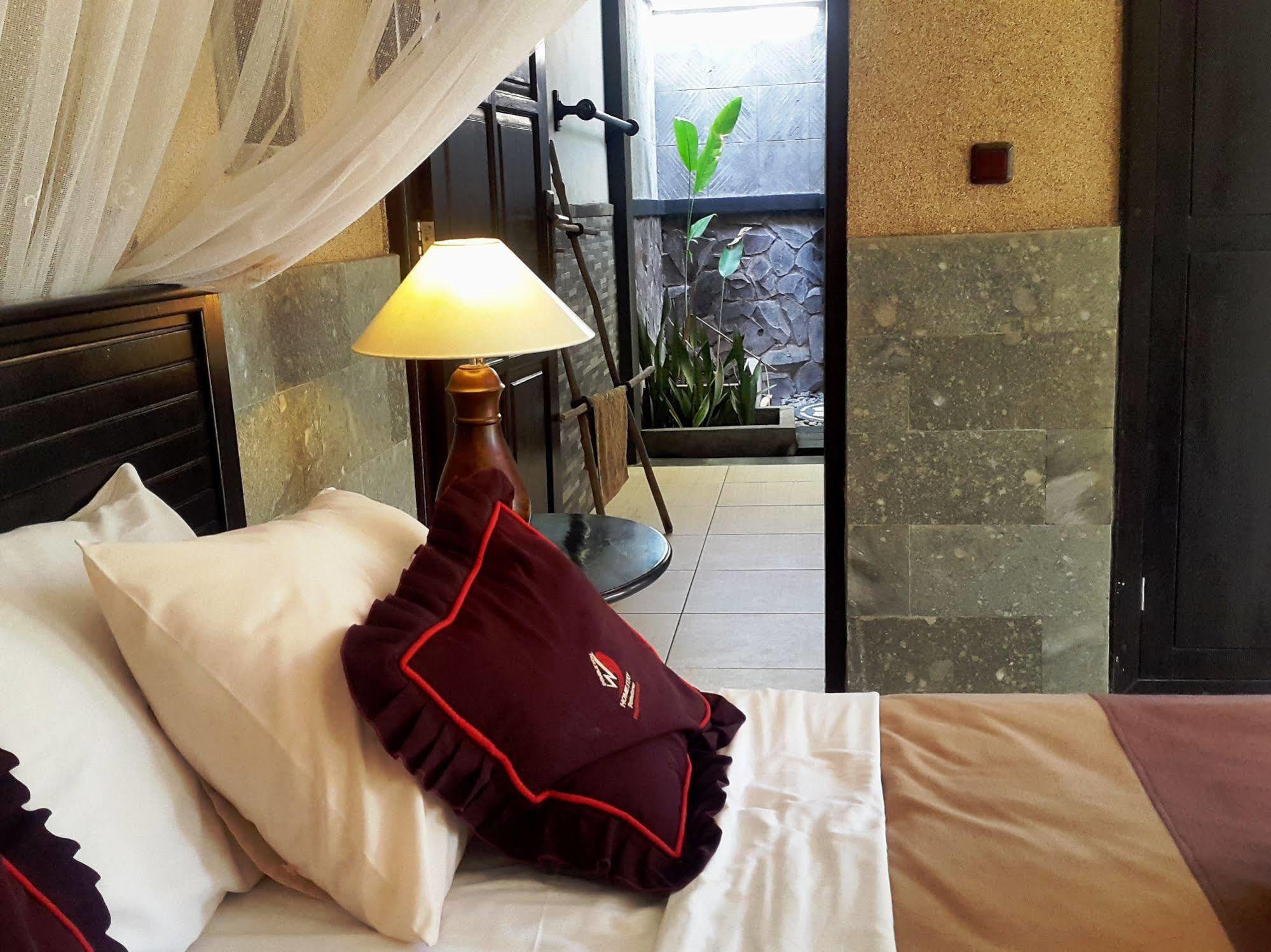 Doubleyou Homestay Pemuteran Luaran gambar