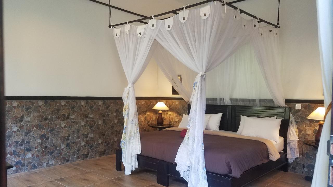 Doubleyou Homestay Pemuteran Luaran gambar